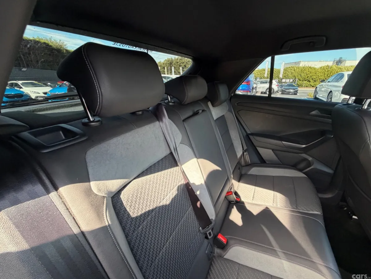 Volkswagen T-Roc SUV, Diesel, 2021, Grey