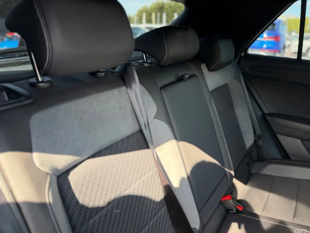Volkswagen T-Roc SUV, Diesel, 2021, Grey