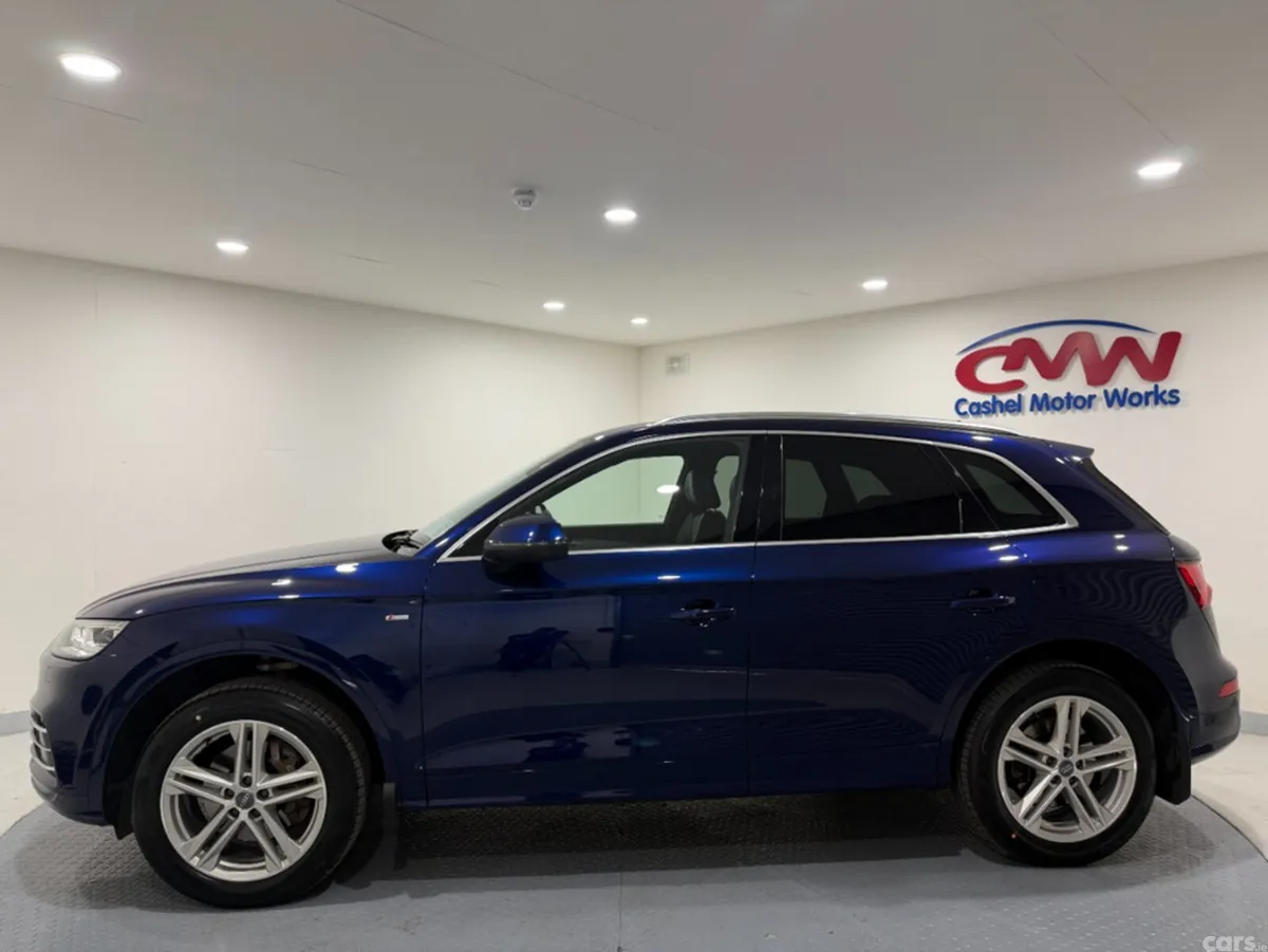 Audi Q5 SUV, Diesel, 2018, Blue