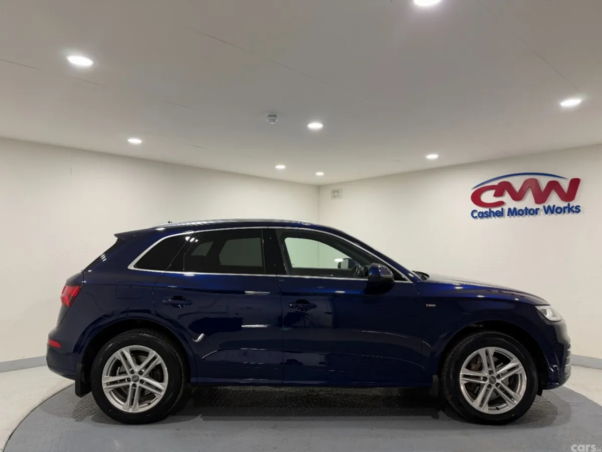 Audi Q5 SUV, Diesel, 2018, Blue