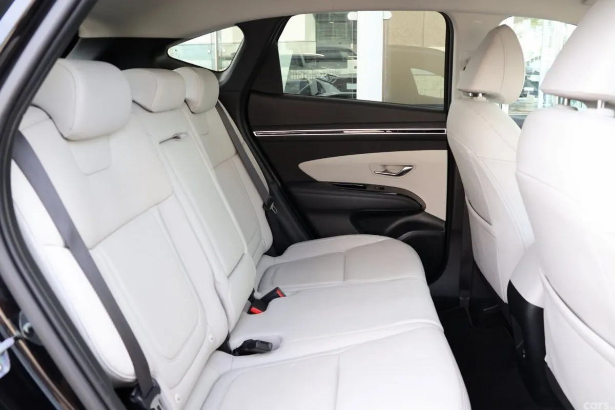 Hyundai Tucson SUV, Petrol Hybrid, 2021, Black