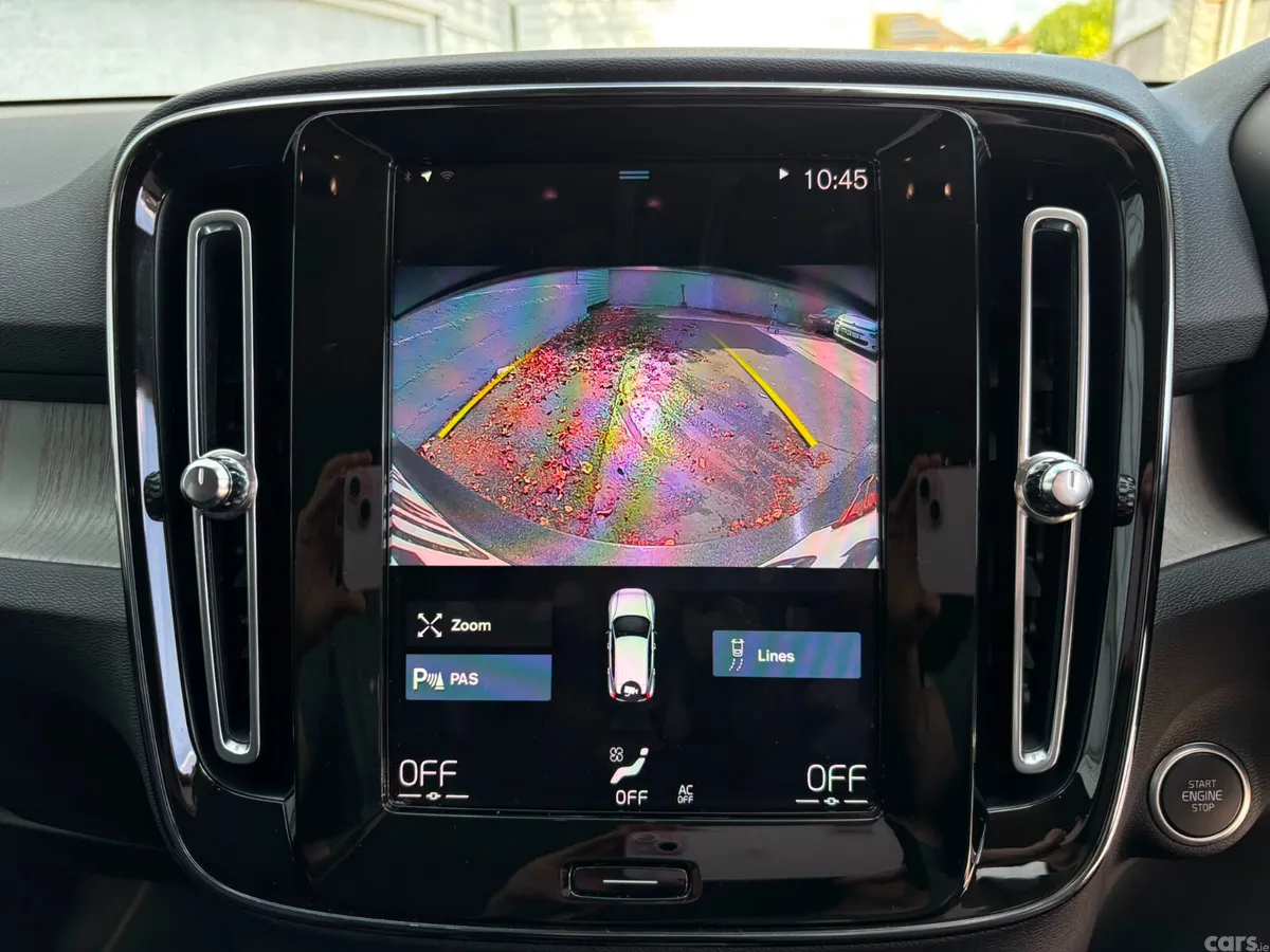 Volvo XC40 SUV, Petrol Hybrid, 2022, Black