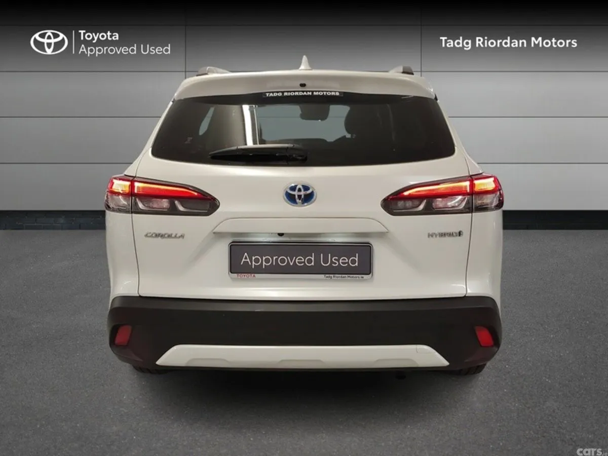 Toyota Corolla Cross SUV, Petrol Hybrid, 2023, White