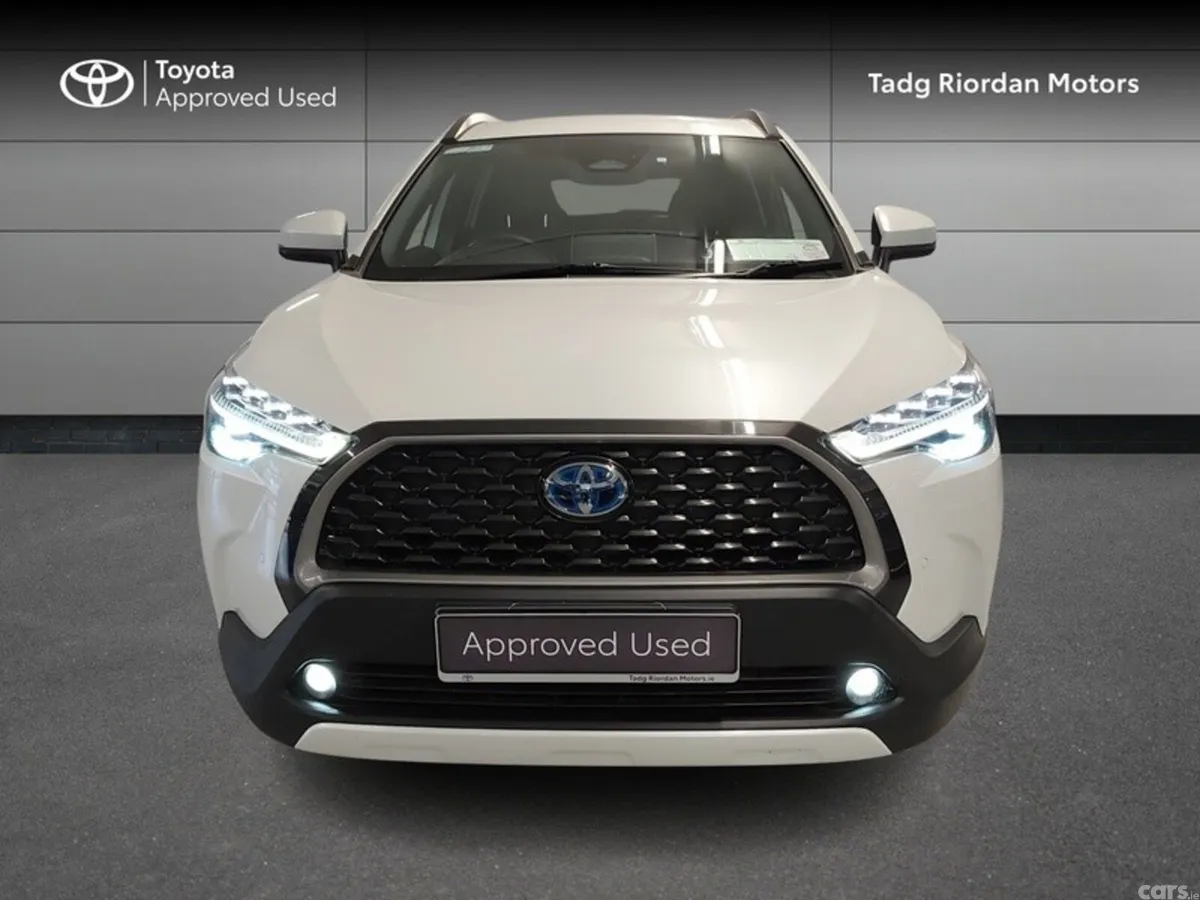 Toyota Corolla Cross SUV, Petrol Hybrid, 2023, White