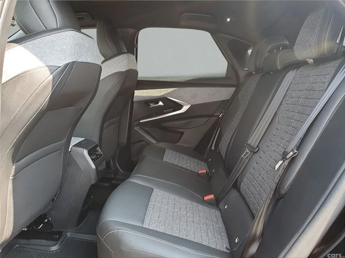 Peugeot 3008 SUV, Electric, 2026, Black