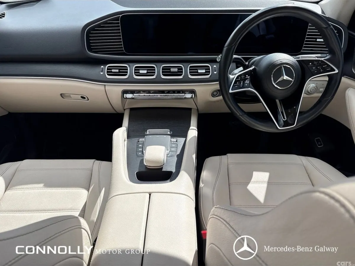 Mercedes-Benz GLE SUV, Diesel Plug-in Hybrid, 2027, Black