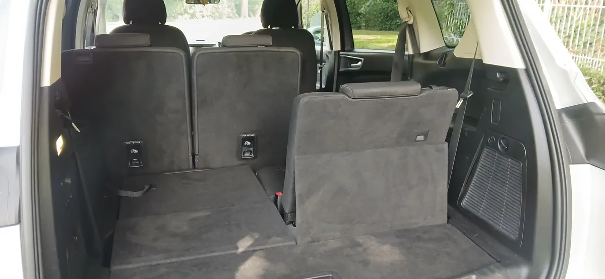 Ford S-Max MPV, Diesel, 2017, Grey