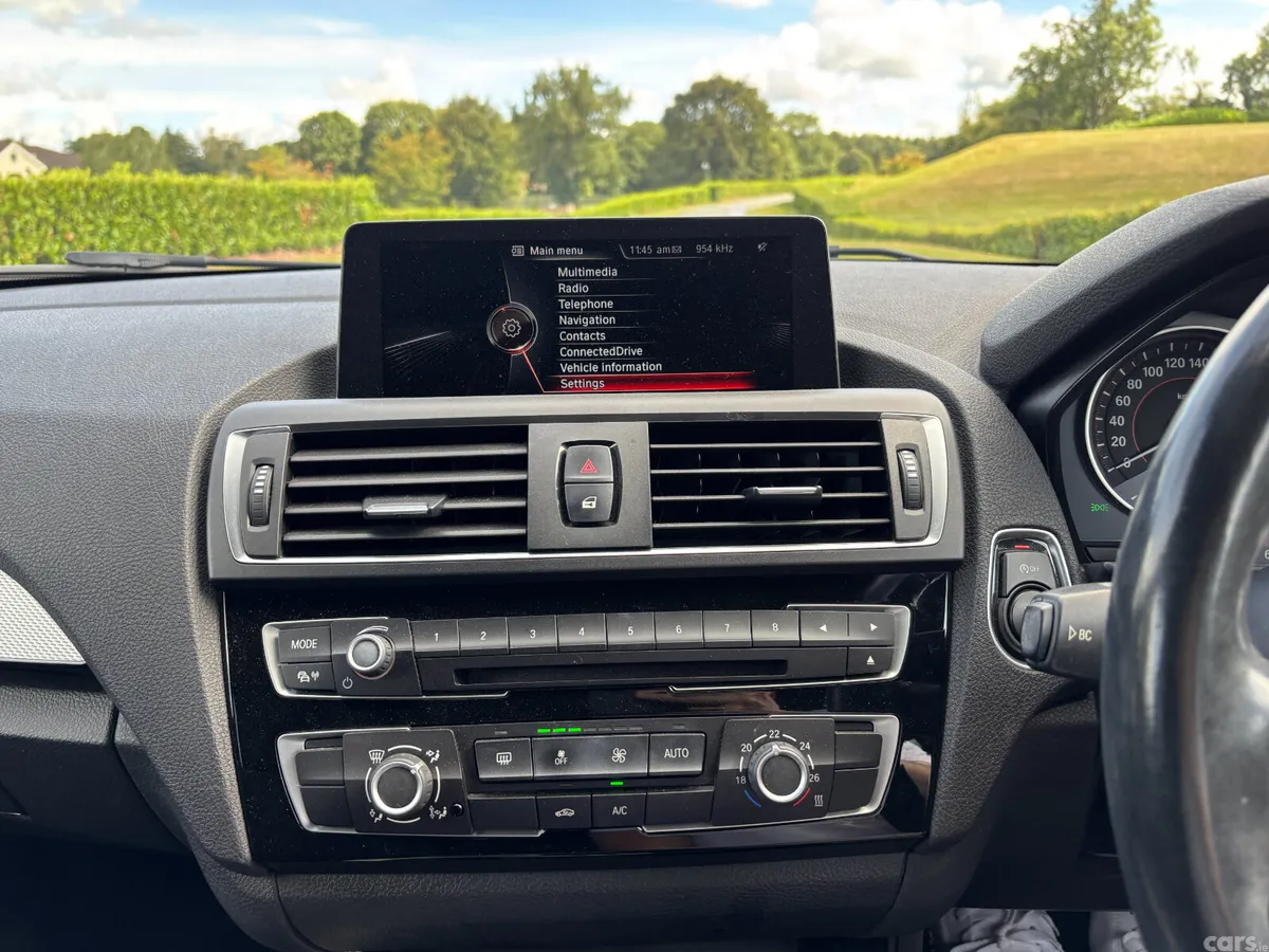 BMW 1-Series Hatchback, Diesel, 2016, White