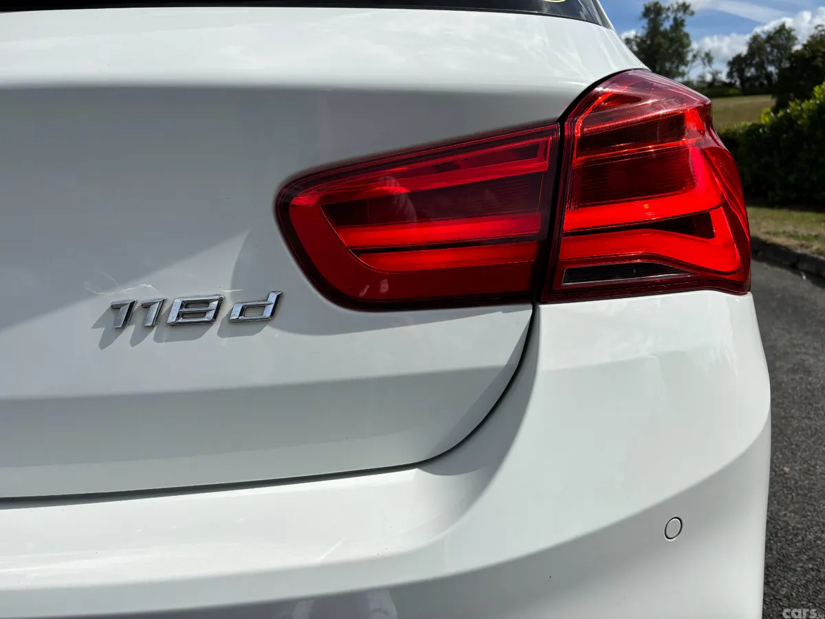 BMW 1-Series Hatchback, Diesel, 2016, White