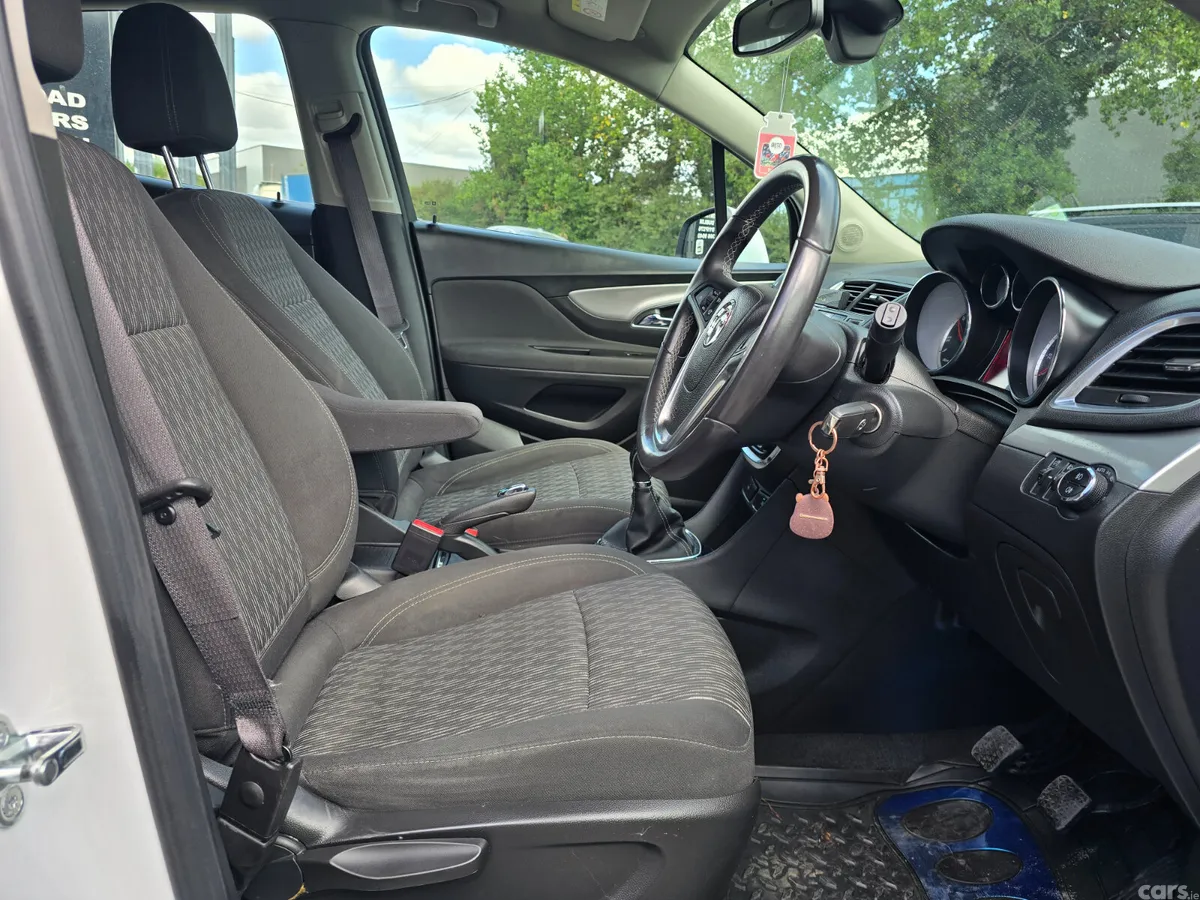 Opel Mokka Hatchback, Diesel, 2016, White