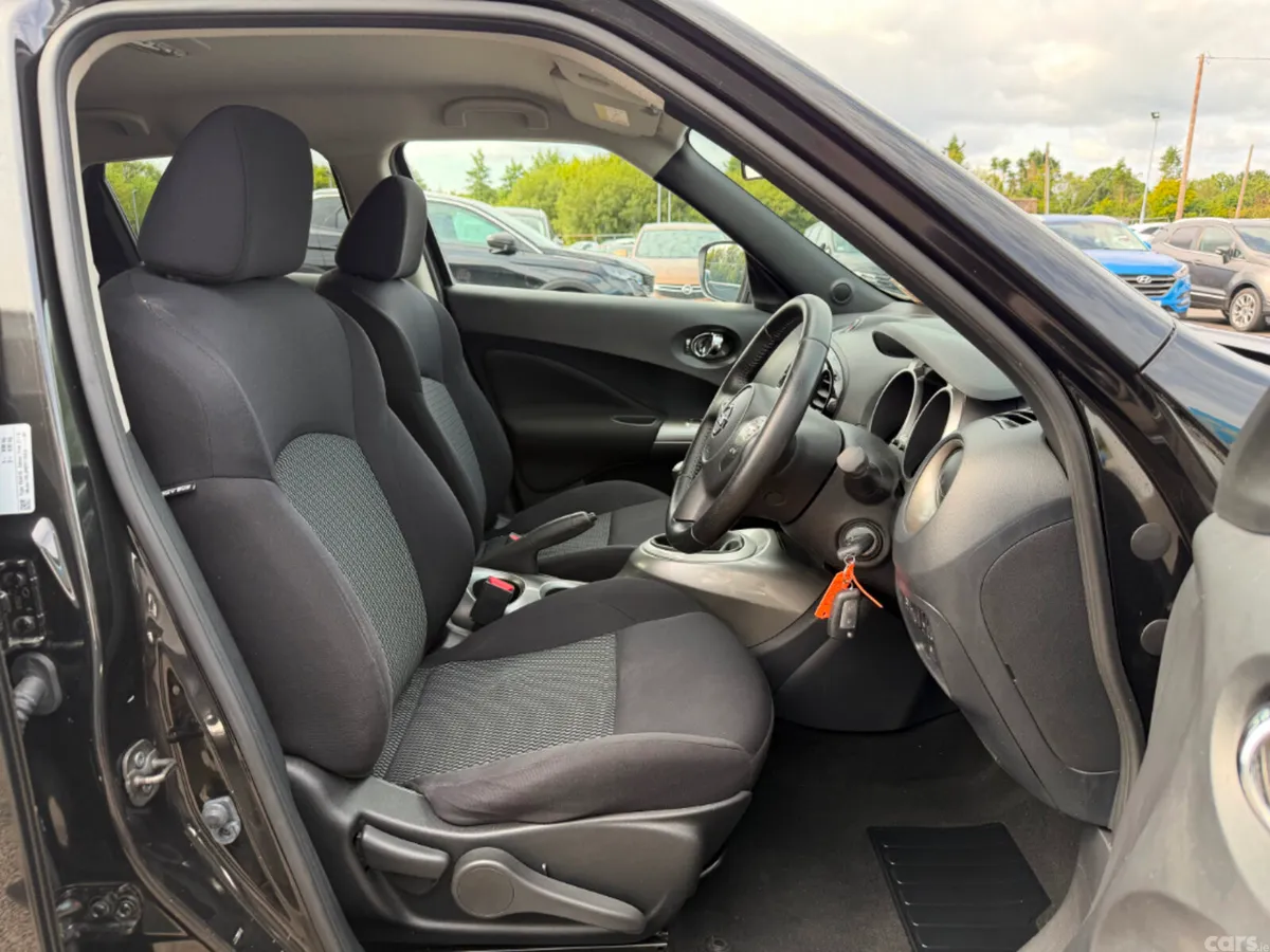 Nissan Juke Hatchback, Petrol, 2014, Black