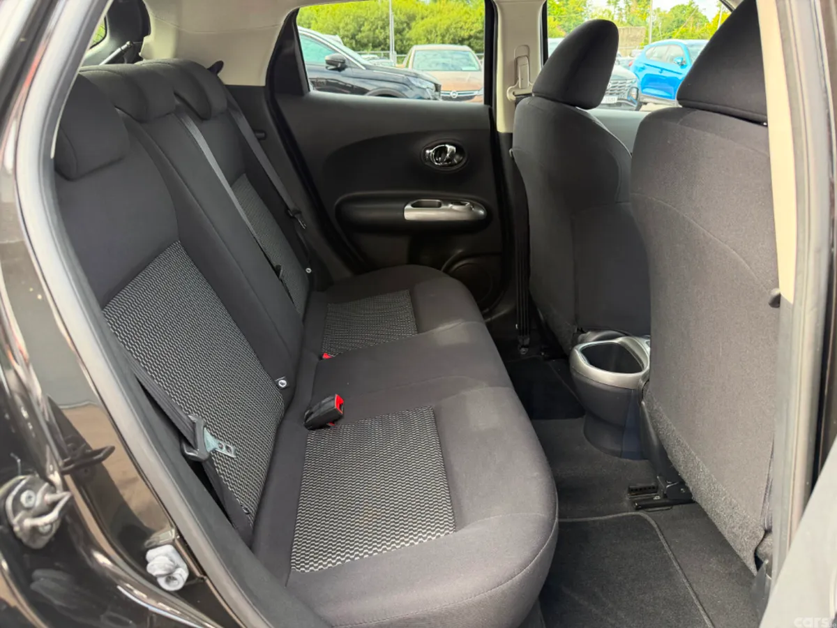 Nissan Juke Hatchback, Petrol, 2014, Black