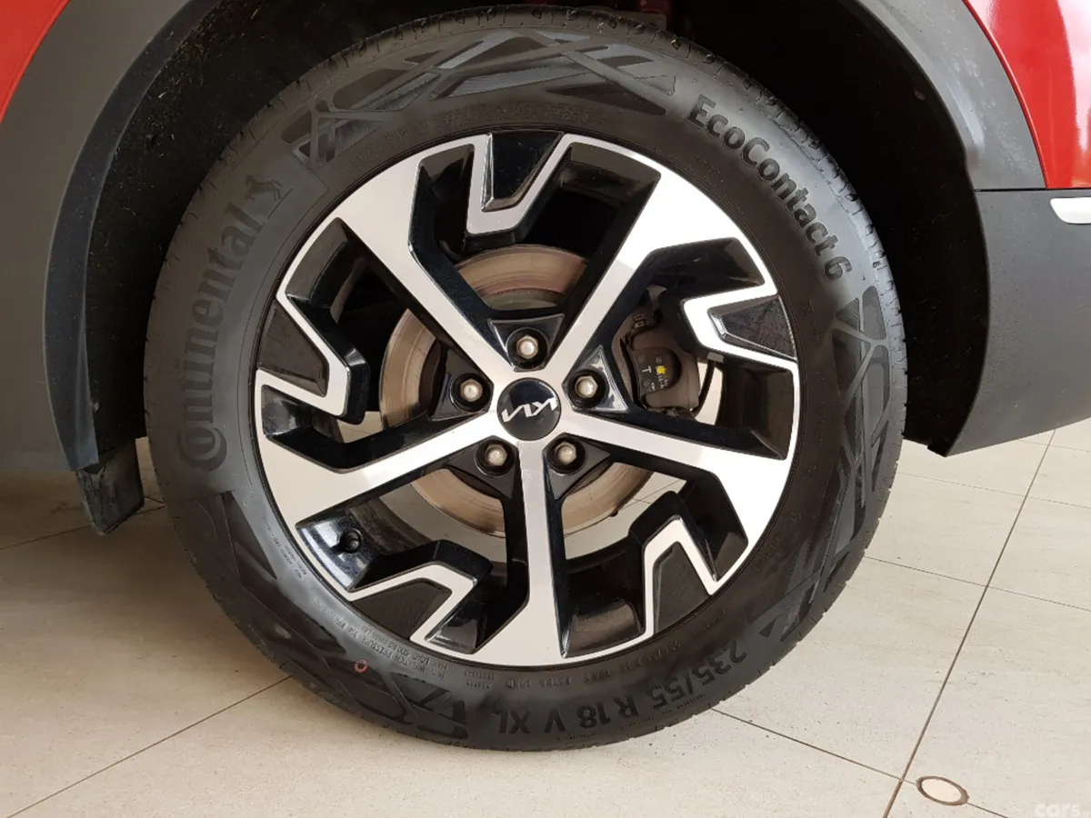 Kia Sportage MPV, Diesel, 2023, Red