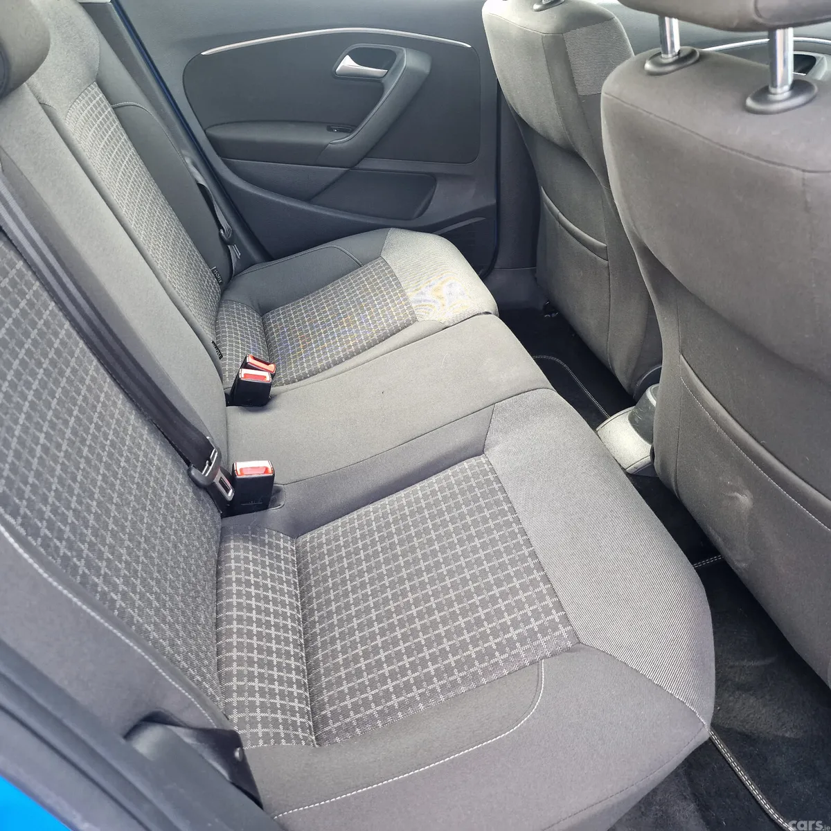 Volkswagen Polo Hatchback, Petrol, 2015, Blue