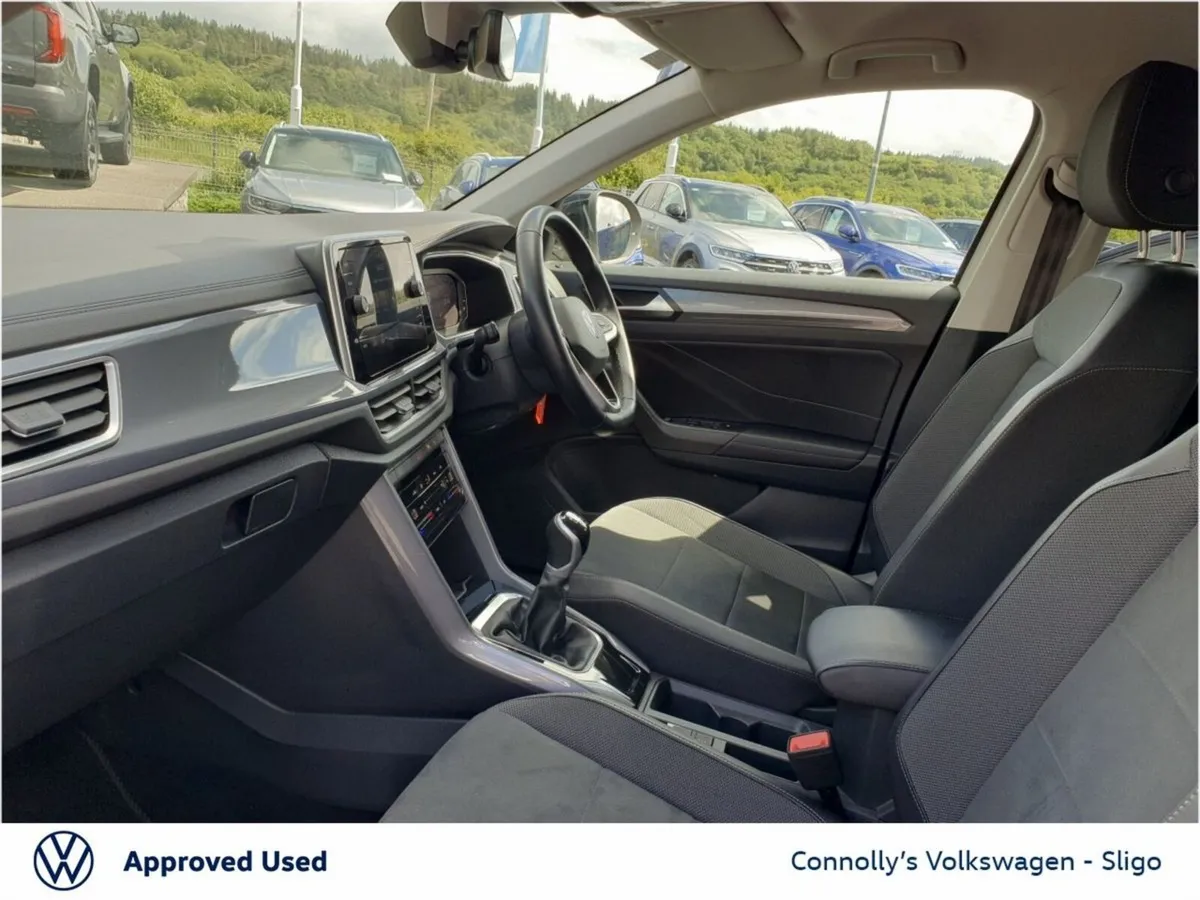 Volkswagen T-Roc SUV, Diesel, 2023, Beige