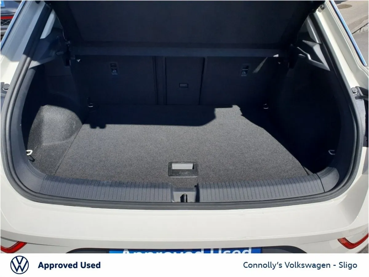 Volkswagen T-Roc SUV, Diesel, 2023, Beige