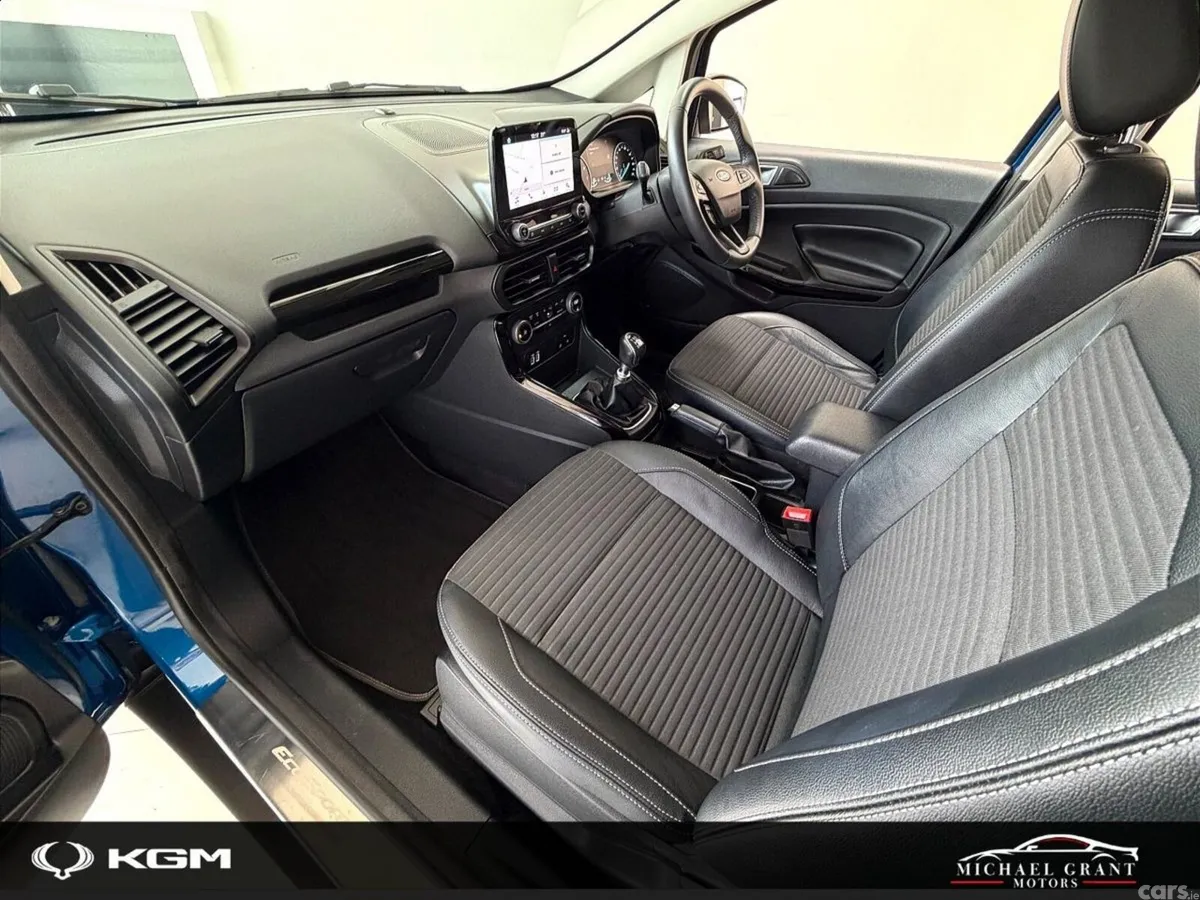 Ford EcoSport SUV, Petrol, 2020, Blue