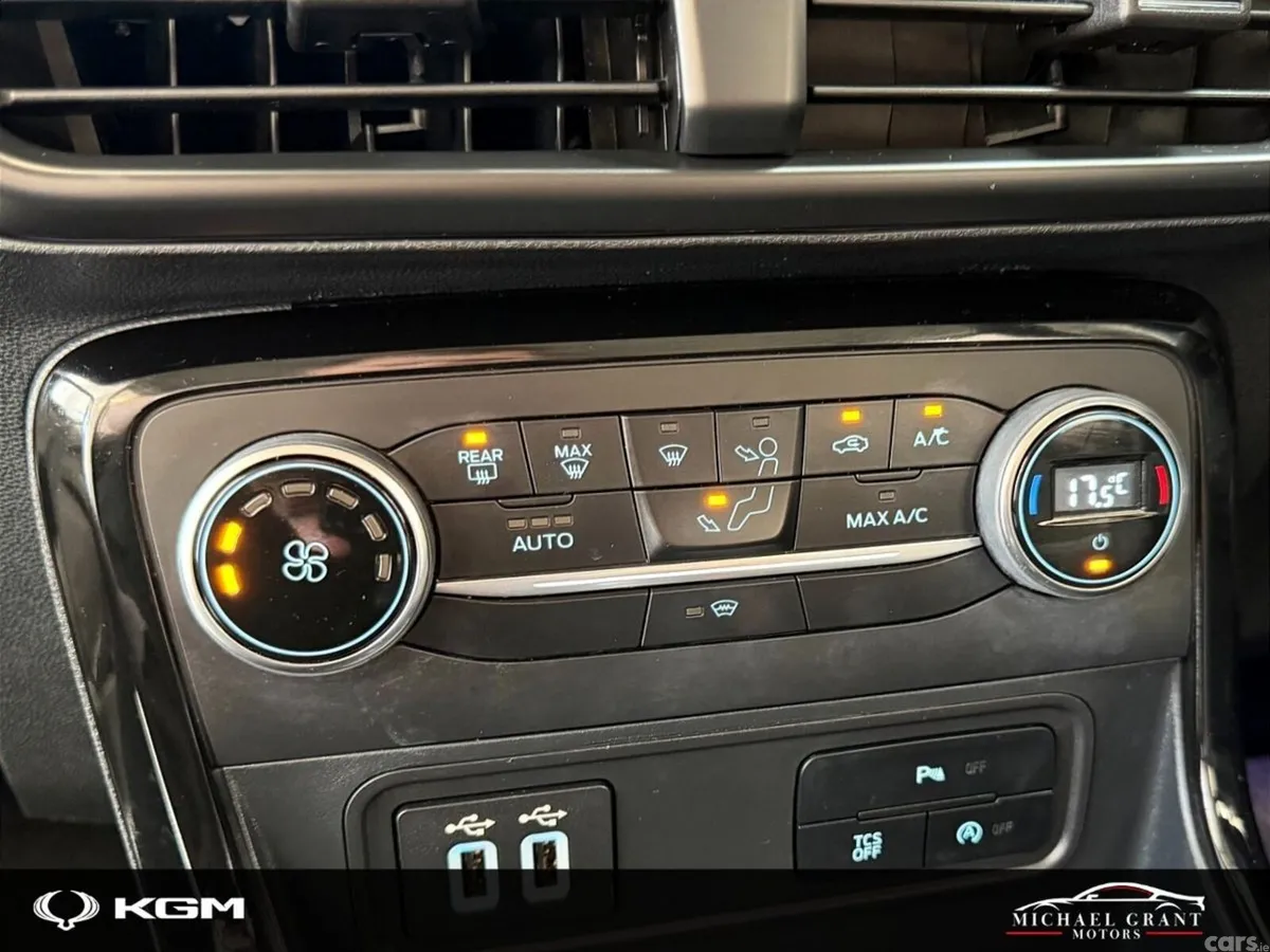 Ford EcoSport SUV, Petrol, 2020, Blue