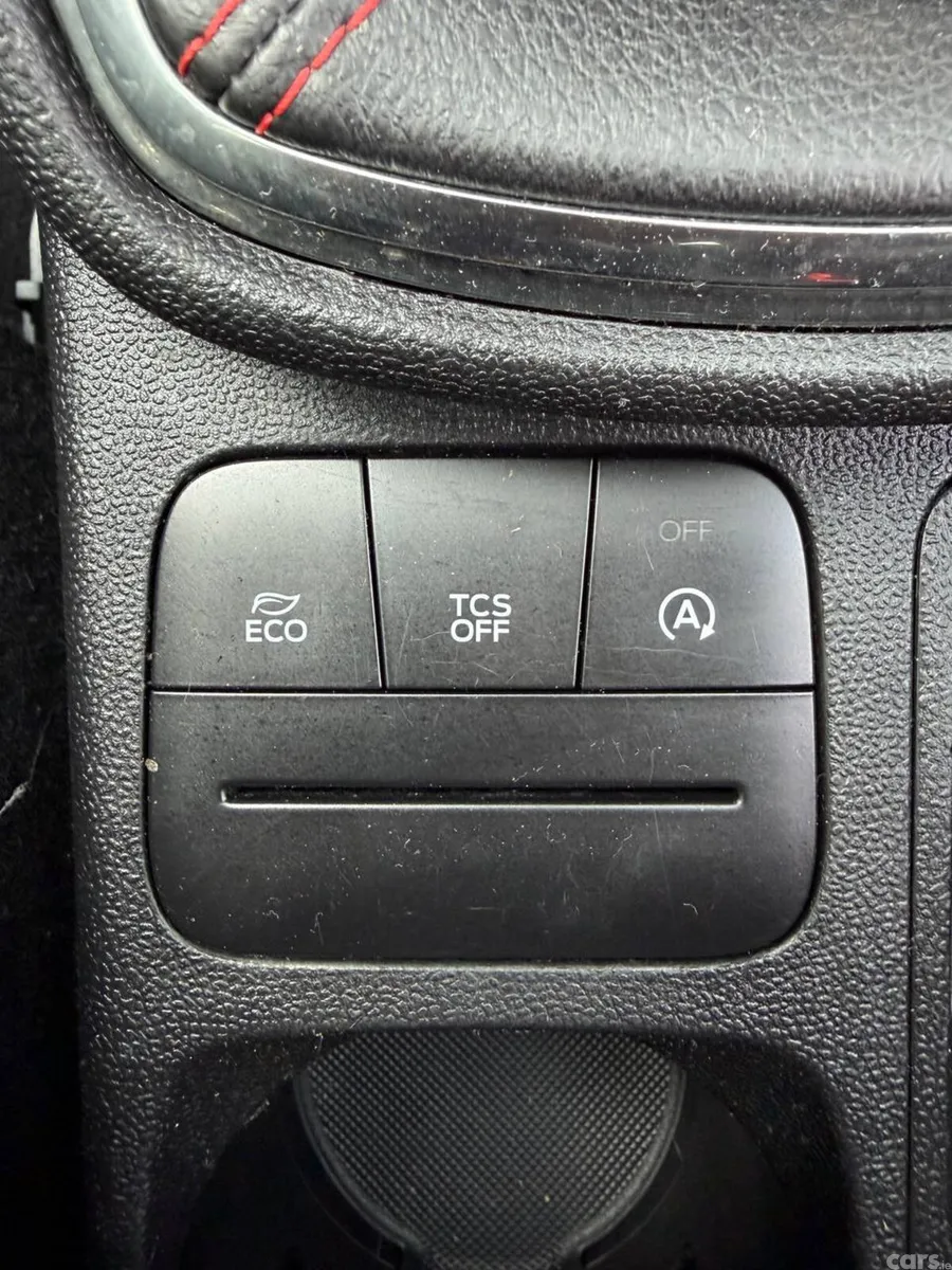 Ford Fiesta Hatchback, Petrol, 2019, White