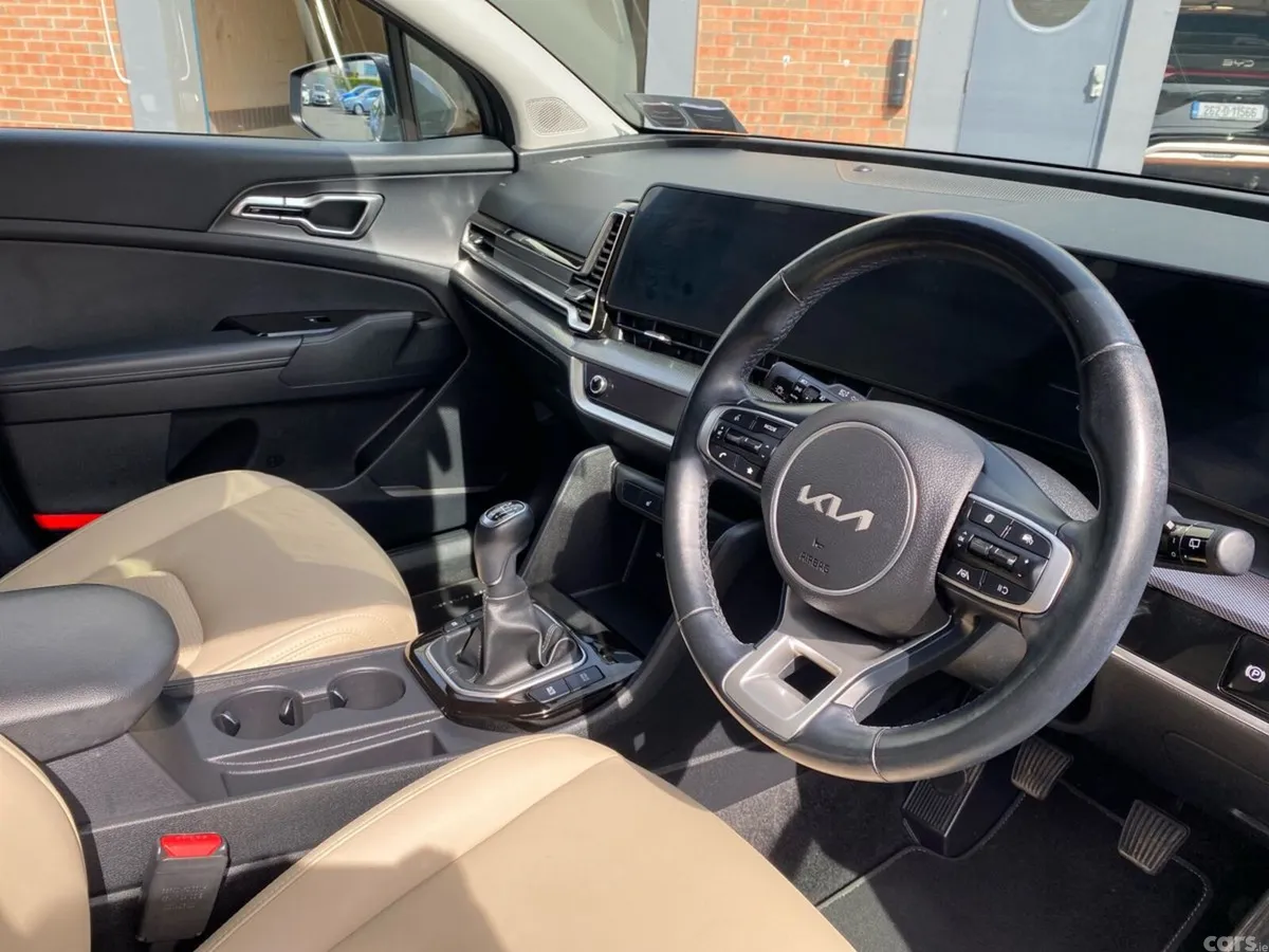 Kia Sportage SUV, Diesel, 2023, Grey