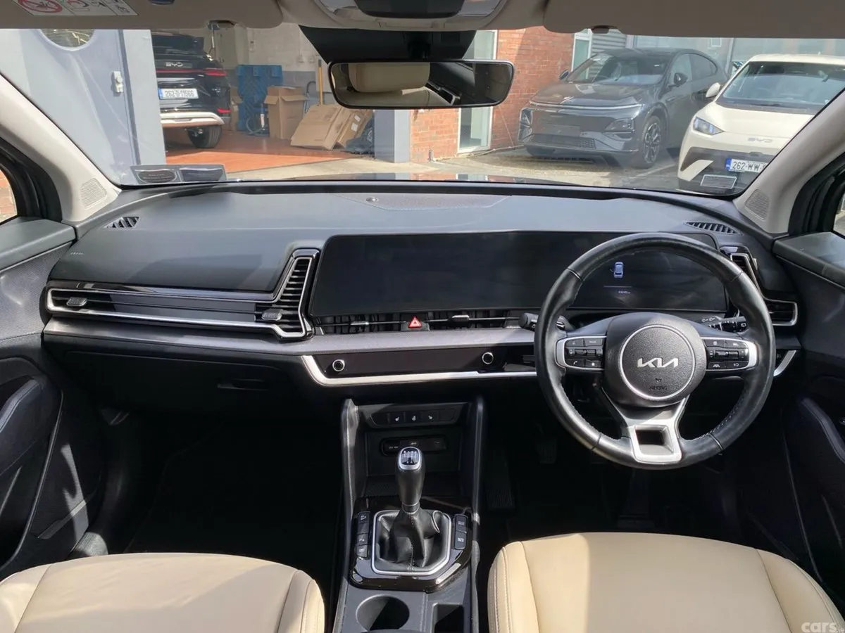 Kia Sportage SUV, Diesel, 2023, Grey