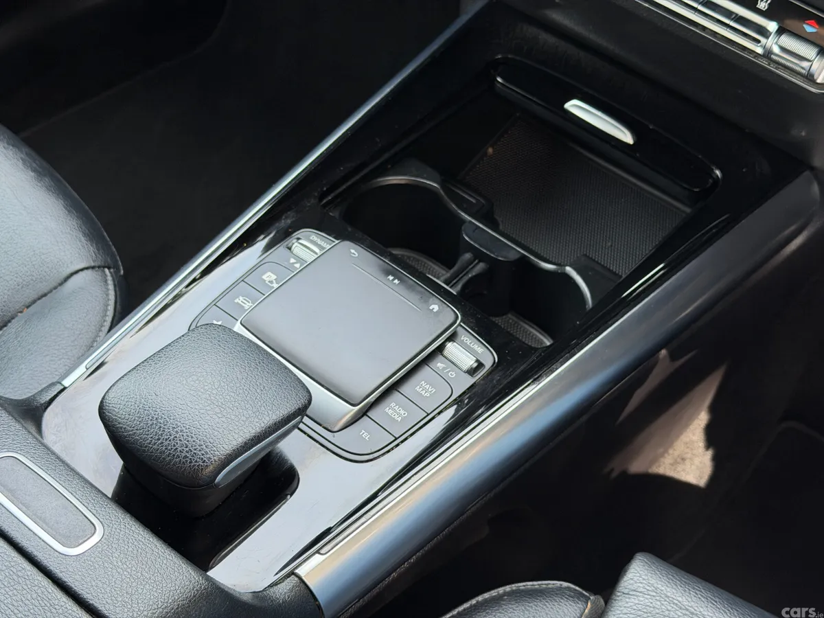 Mercedes-Benz GLA SUV, Petrol Plug-in Hybrid, 2021, Silver