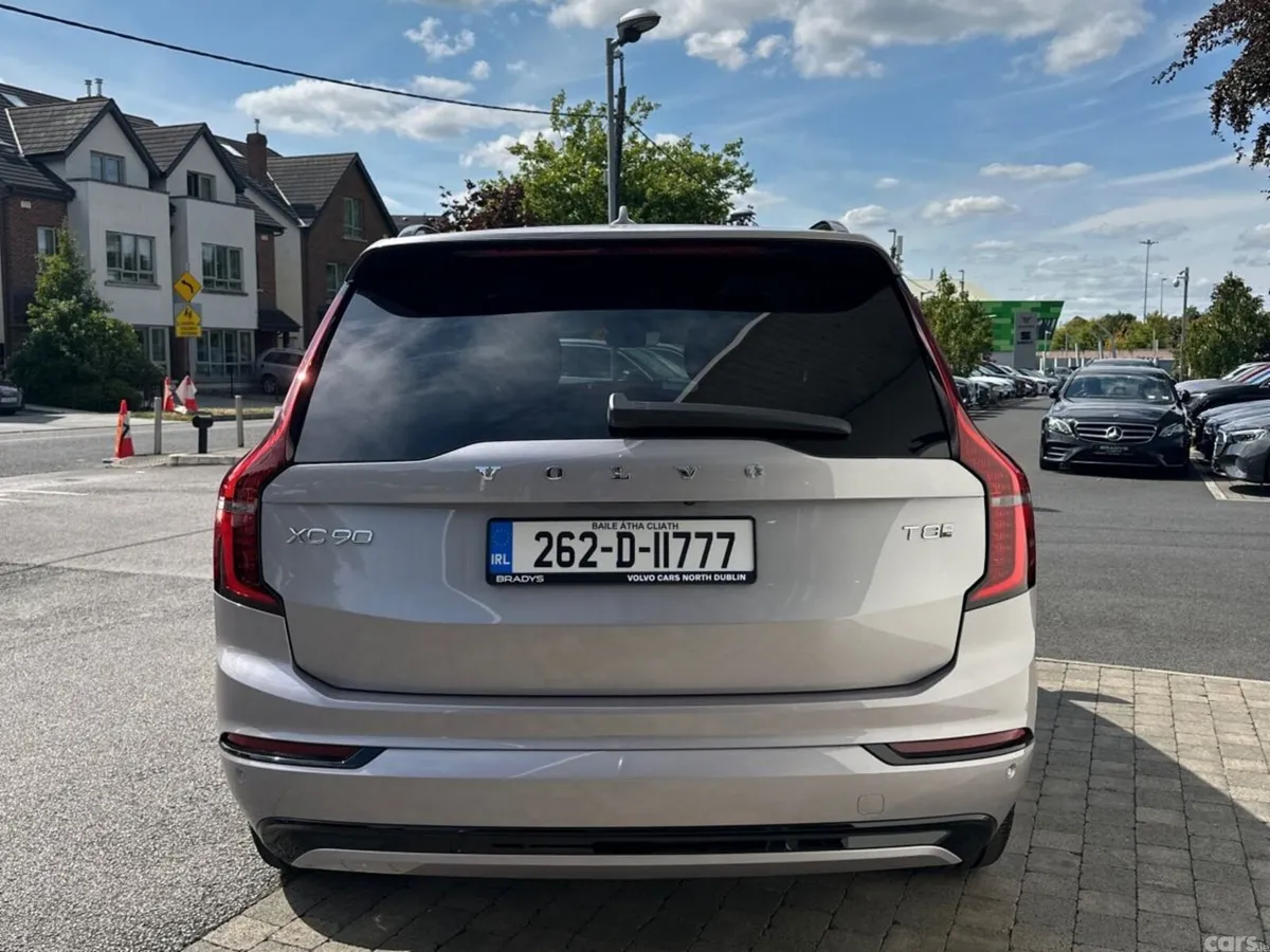Volvo XC90 SUV, Petrol Plug-in Hybrid, 2026, Silver