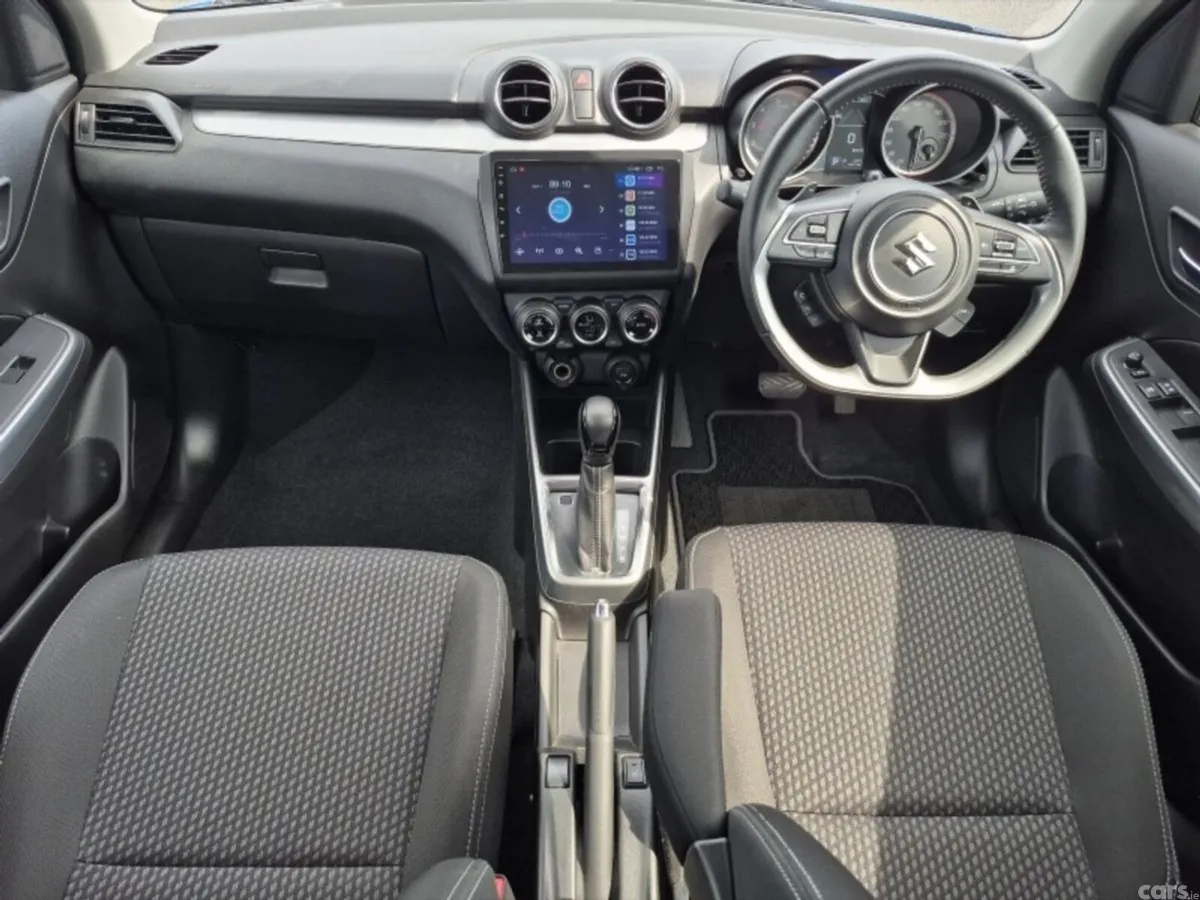 Suzuki Swift Hatchback, Petrol, 2023, Blue