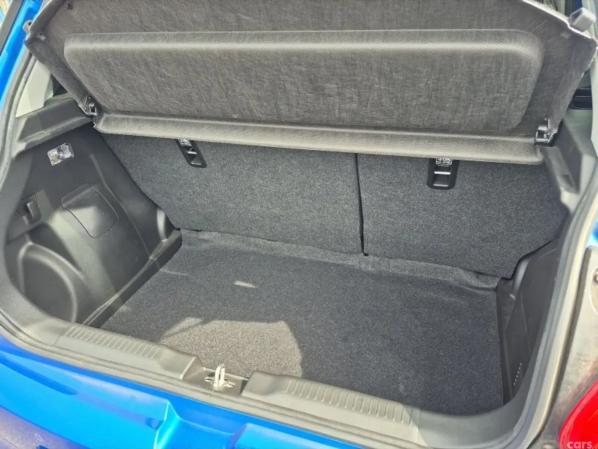 Suzuki Swift Hatchback, Petrol, 2023, Blue