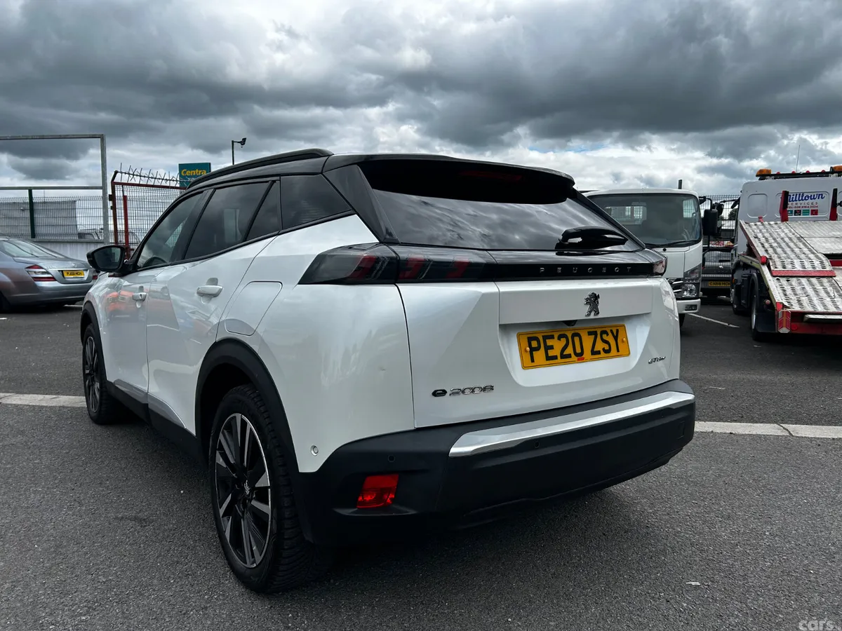 Peugeot 2008 SUV, Electric, 2020, White