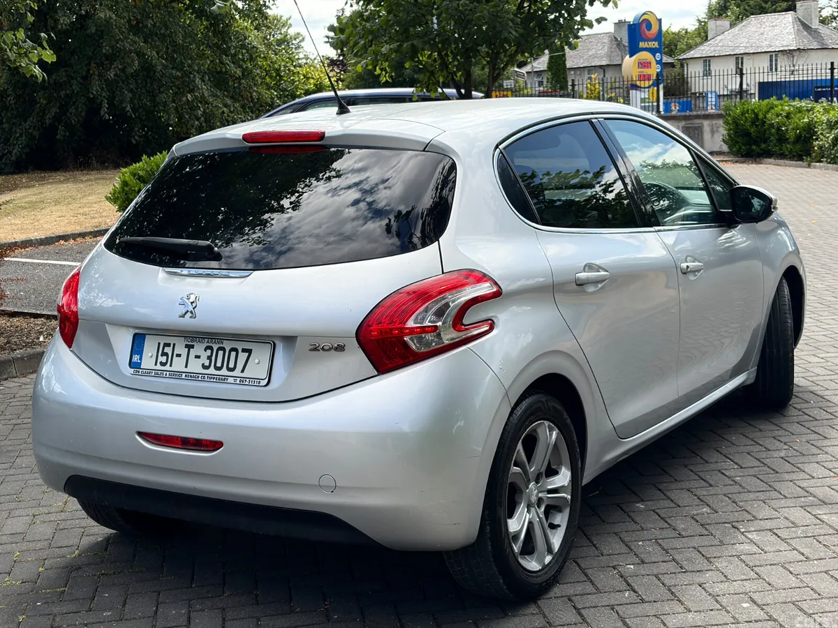 Peugeot 208 Hatchback, Diesel, 2015, Grey