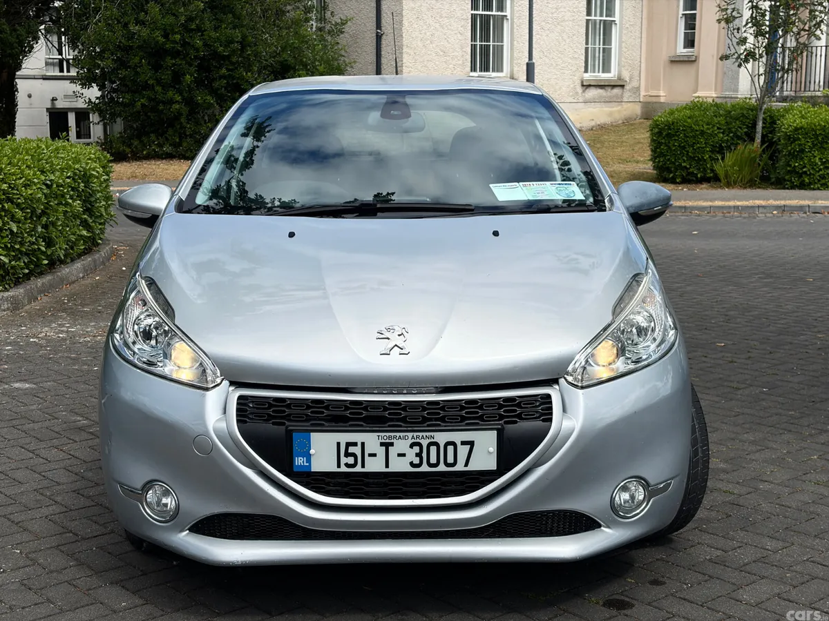 Peugeot 208 Hatchback, Diesel, 2015, Grey