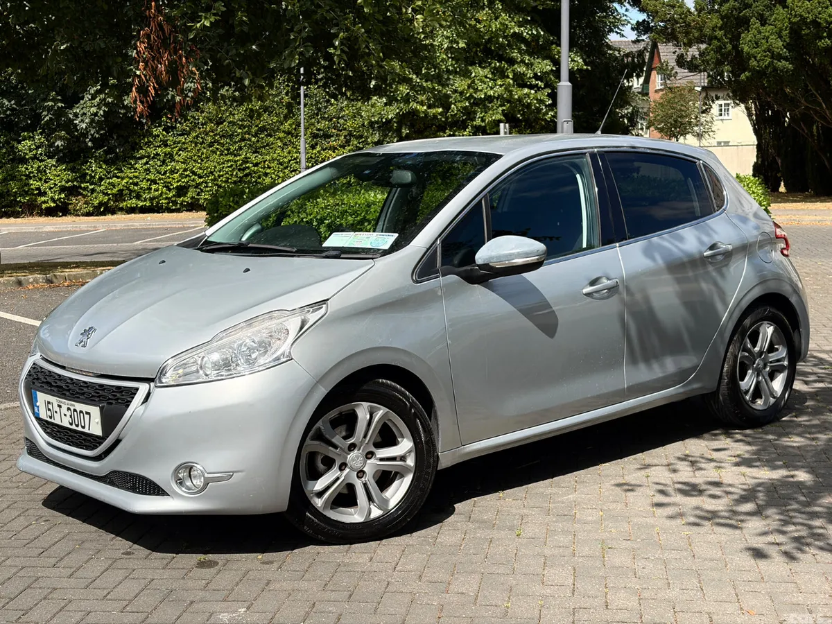Peugeot 208 Hatchback, Diesel, 2015, Grey