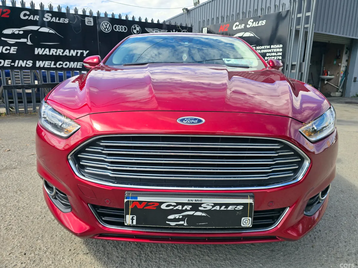 Ford Mondeo Hatchback, Diesel, 2017, Red
