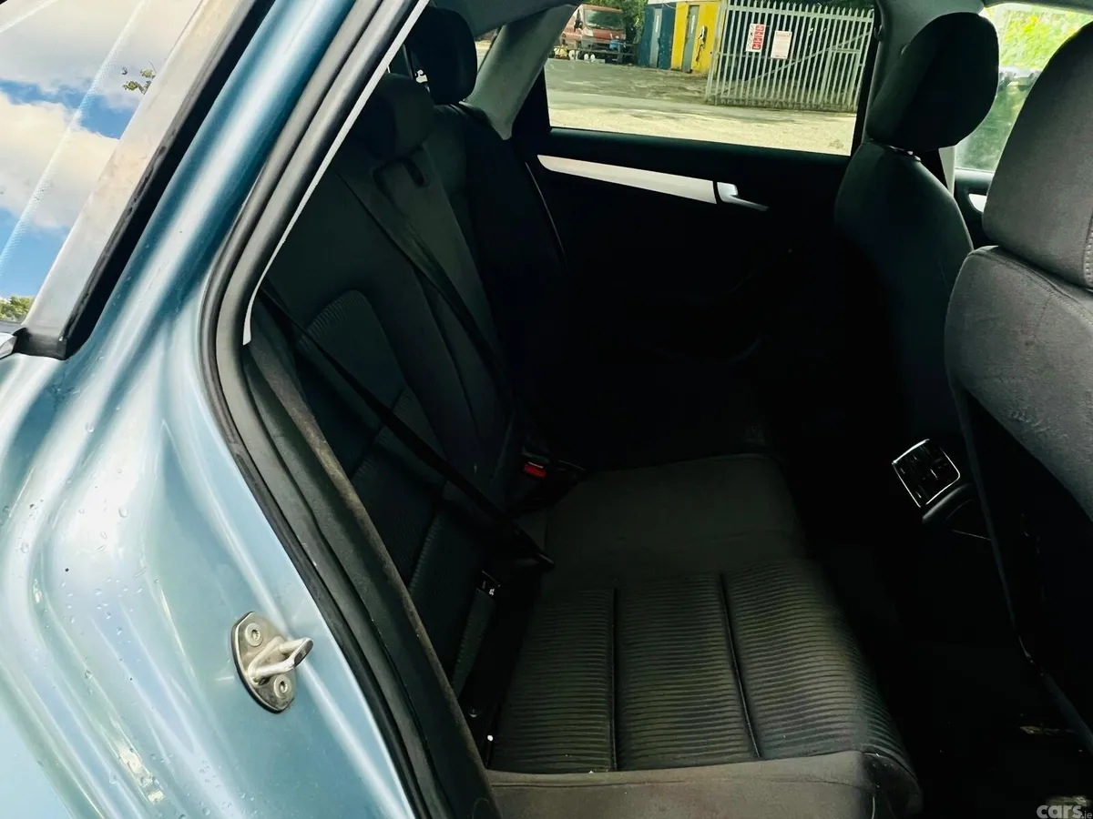 Audi A4 Saloon, Diesel, 2009, Blue