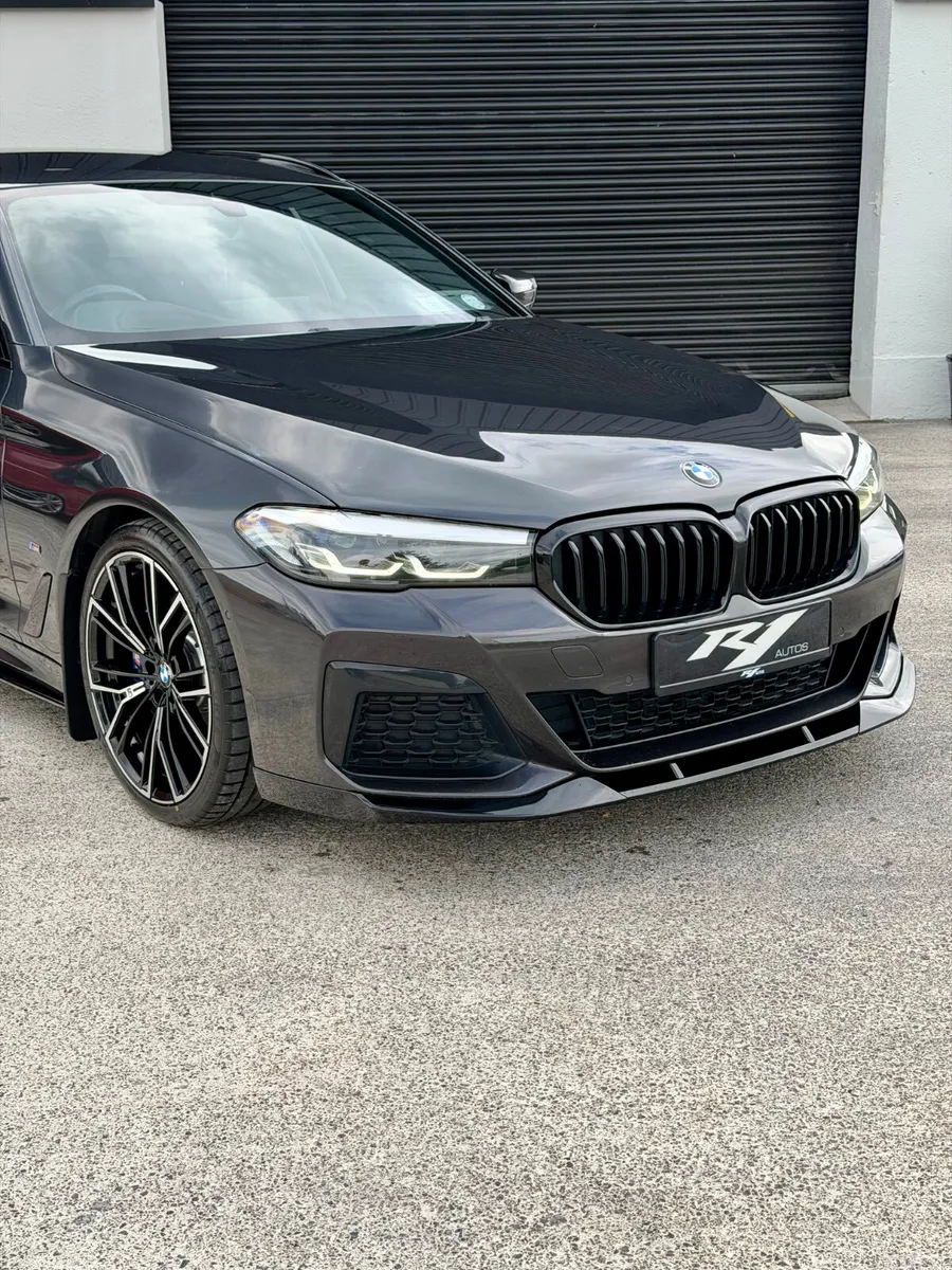 BMW 5-Series Estate, Diesel, 2021, Grey