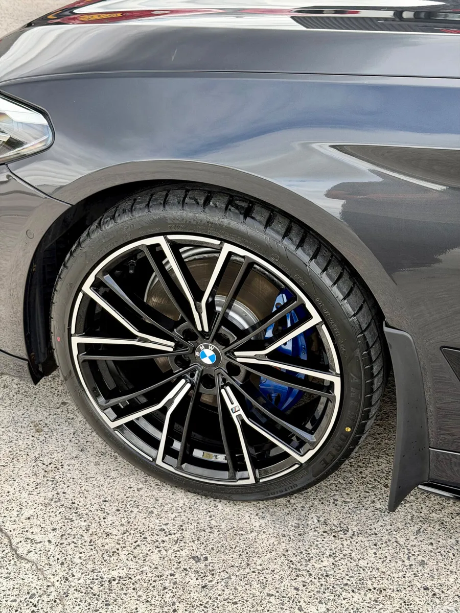 BMW 5-Series Estate, Diesel, 2021, Grey