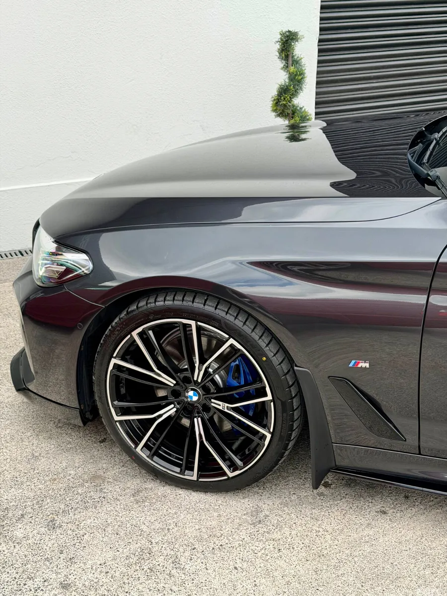 BMW 5-Series Estate, Diesel, 2021, Grey
