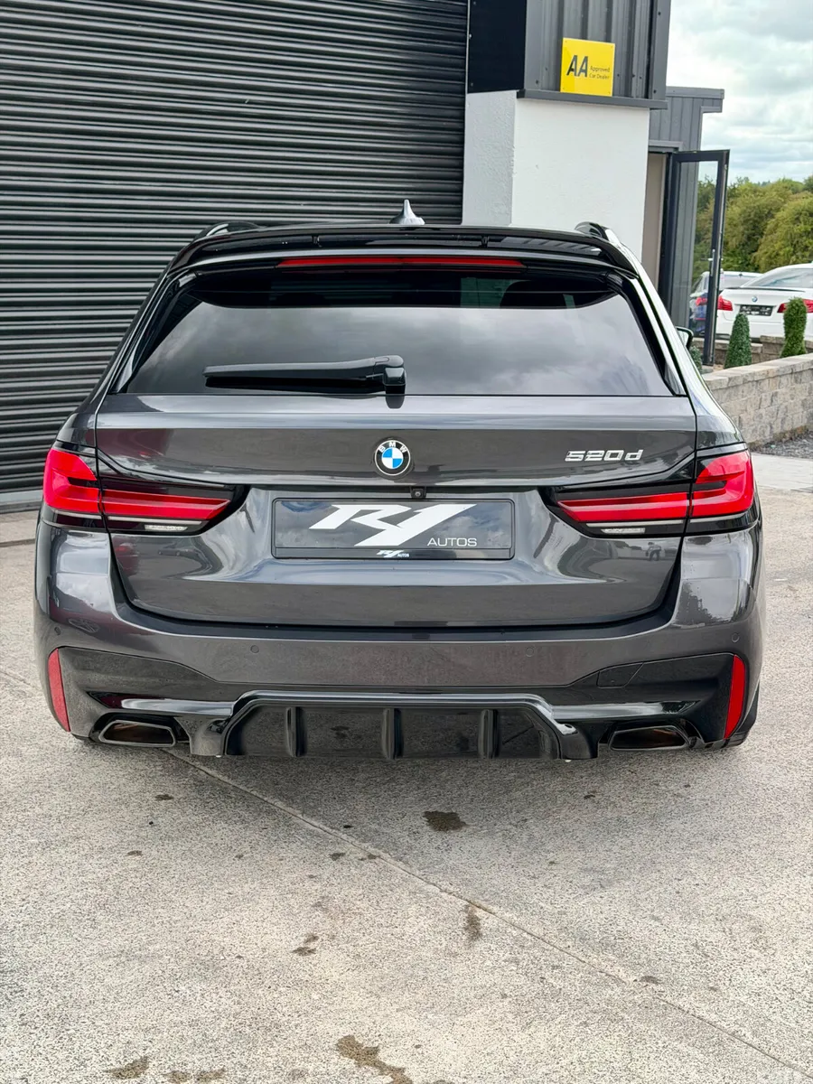 BMW 5-Series Estate, Diesel, 2021, Grey
