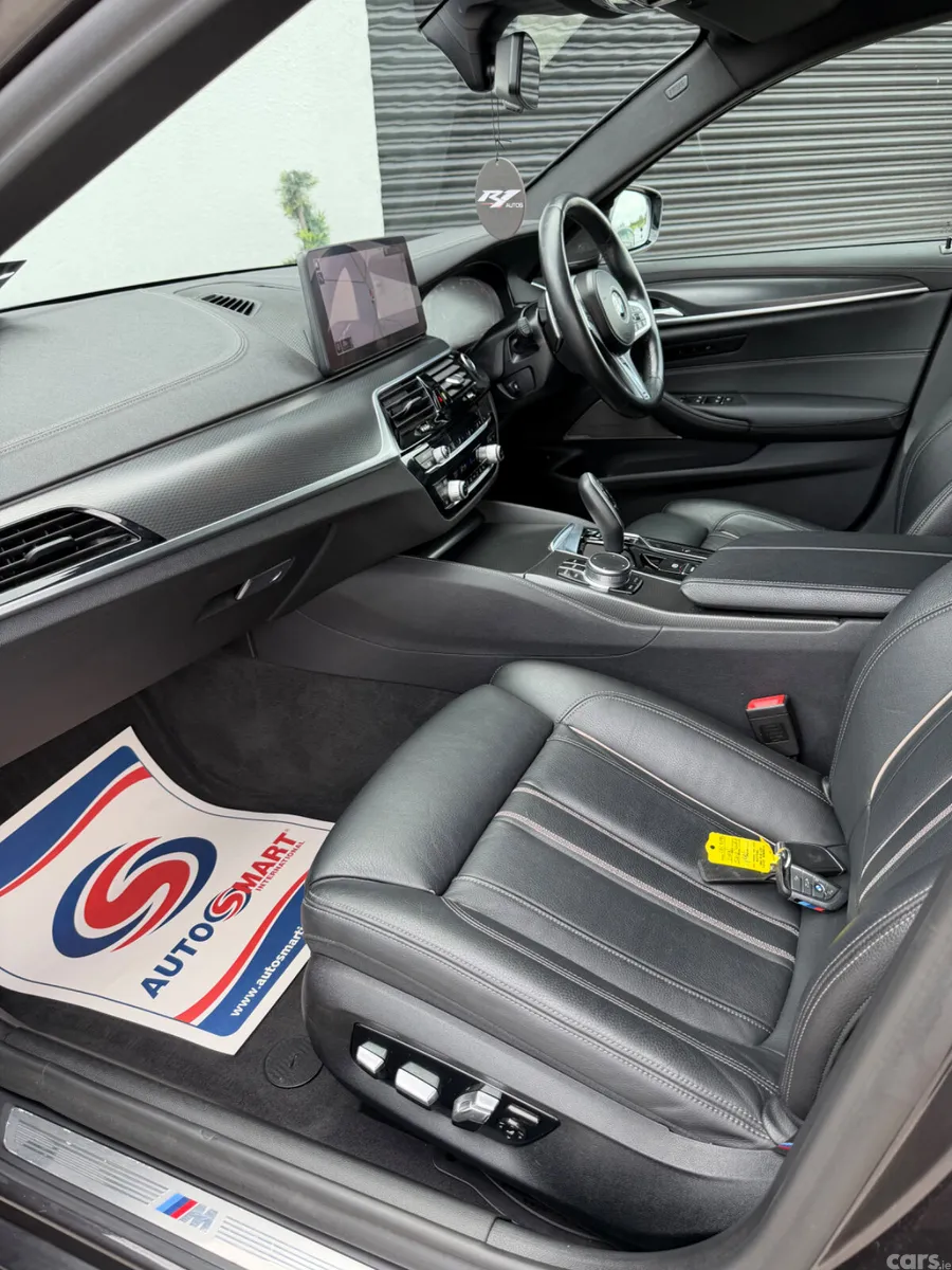 BMW 5-Series Estate, Diesel, 2021, Grey