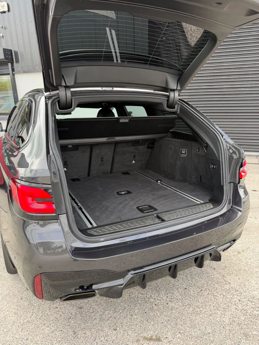 BMW 5-Series Estate, Diesel, 2021, Grey