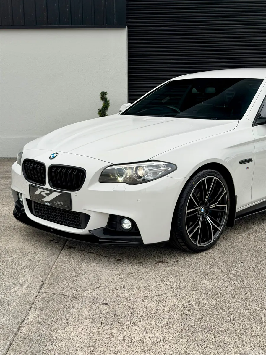 BMW 5-Series Saloon, Diesel, 2016, White