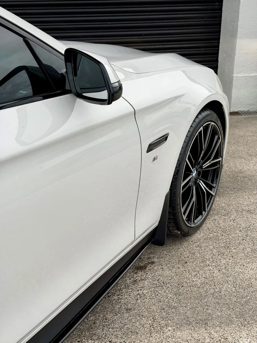 BMW 5-Series Saloon, Diesel, 2016, White