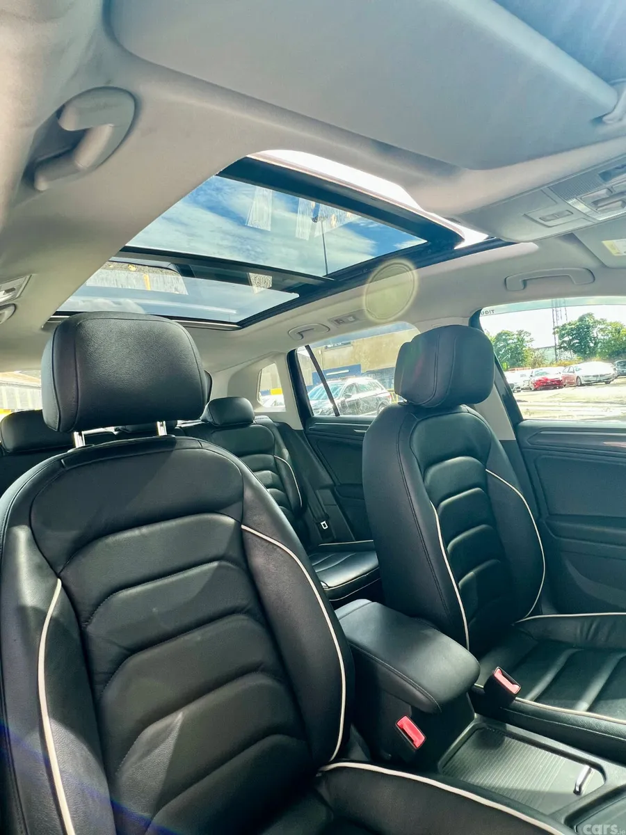 Volkswagen Tiguan SUV, Petrol, 2018, Black