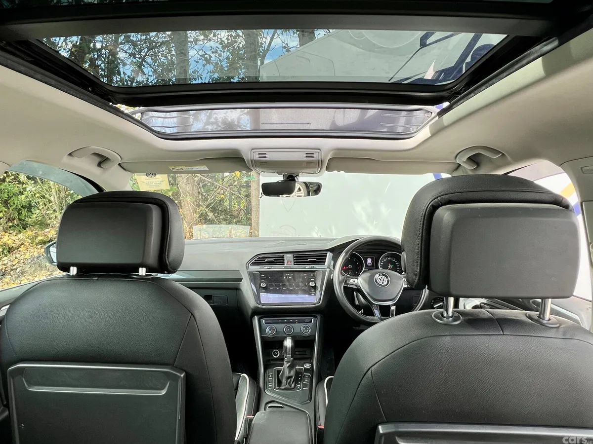 Volkswagen Tiguan SUV, Petrol, 2018, Black