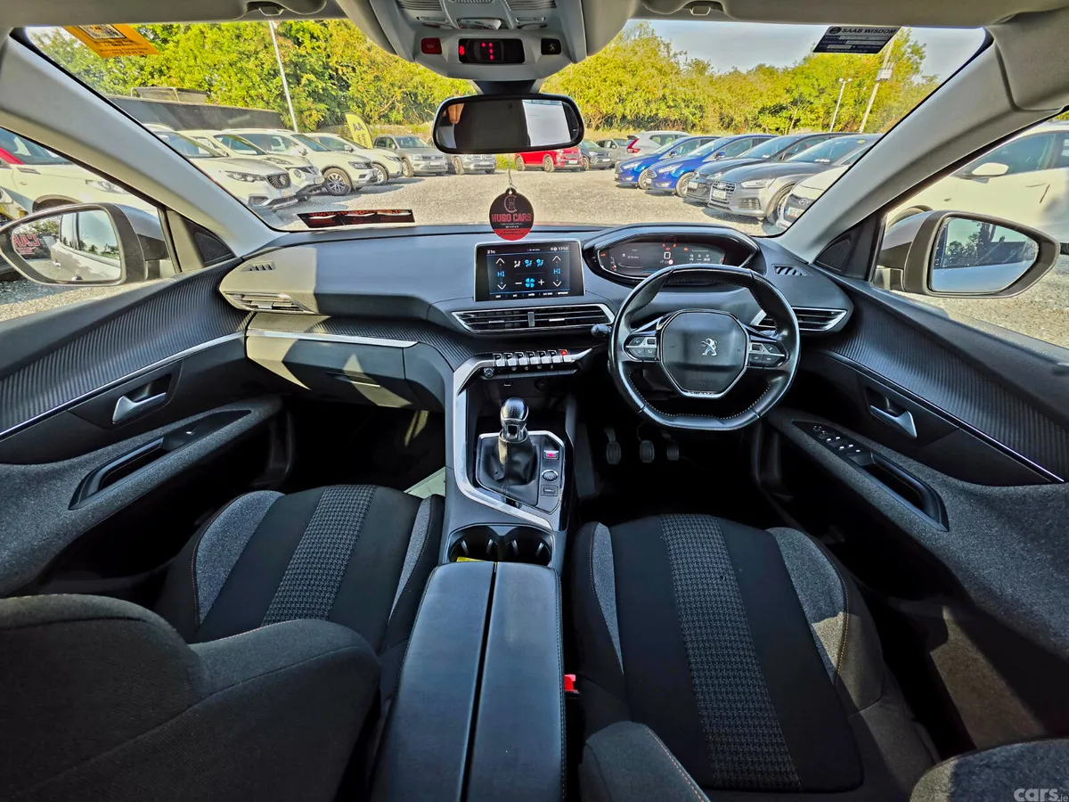Peugeot 3008 MPV, Diesel, 2021, Grey