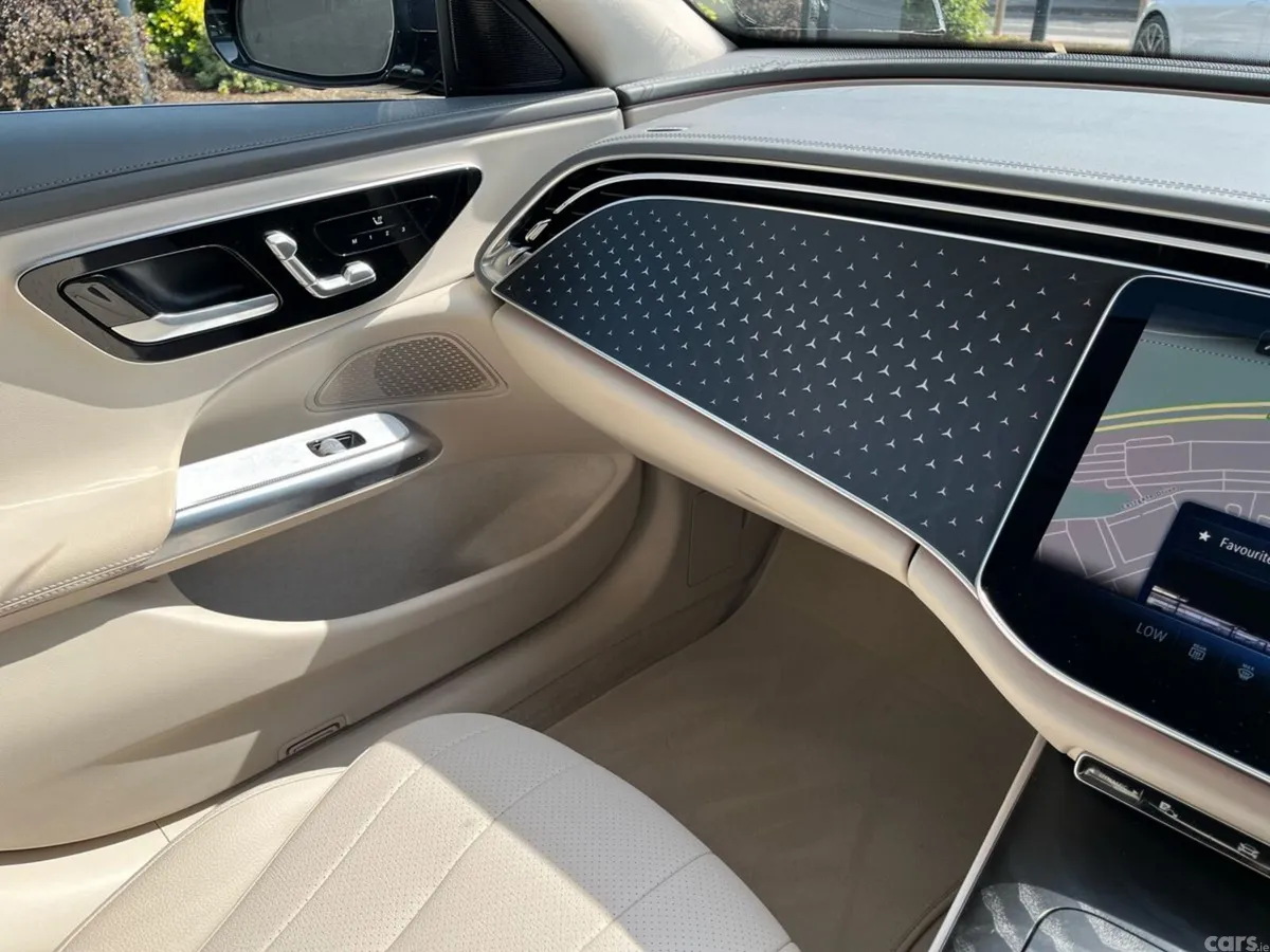 Mercedes-Benz E-Class Saloon, Diesel Hybrid, 2024, Blue