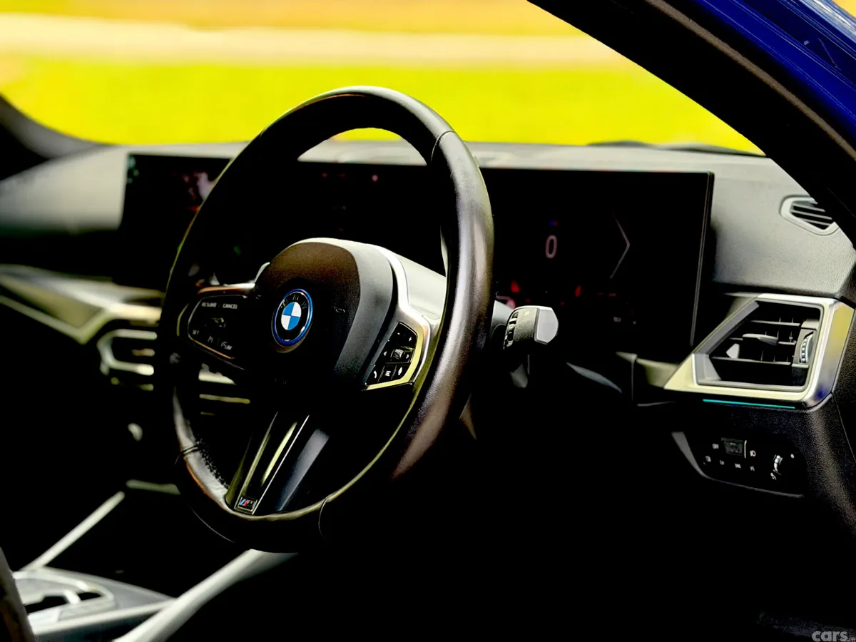 BMW 3-Series Saloon, Petrol Plug-in Hybrid, 2024, Blue