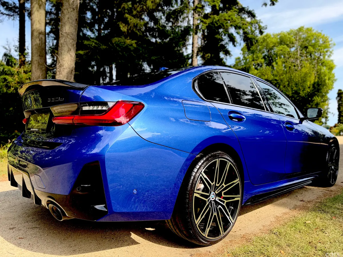 BMW 3-Series Saloon, Petrol Plug-in Hybrid, 2024, Blue