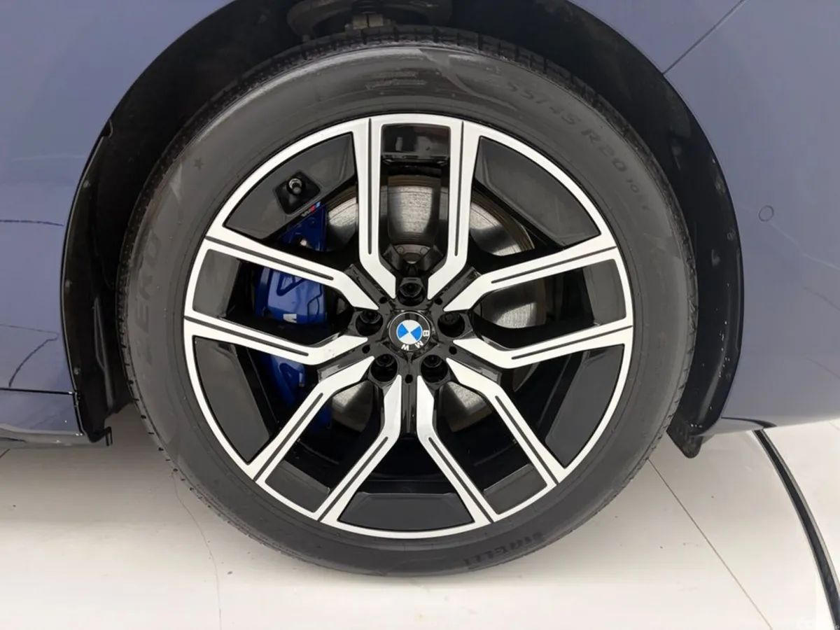 BMW 7-Series Saloon, Petrol Plug-in Hybrid, 2025, Blue